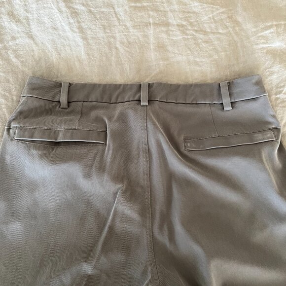 lululemon Men's Commission Pant - Size 34 - Picture 6 of 9